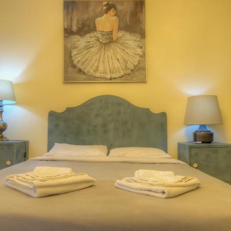 Large And Bright Apartment In The City Centre Goslm-2 Sliema Kültér fotó