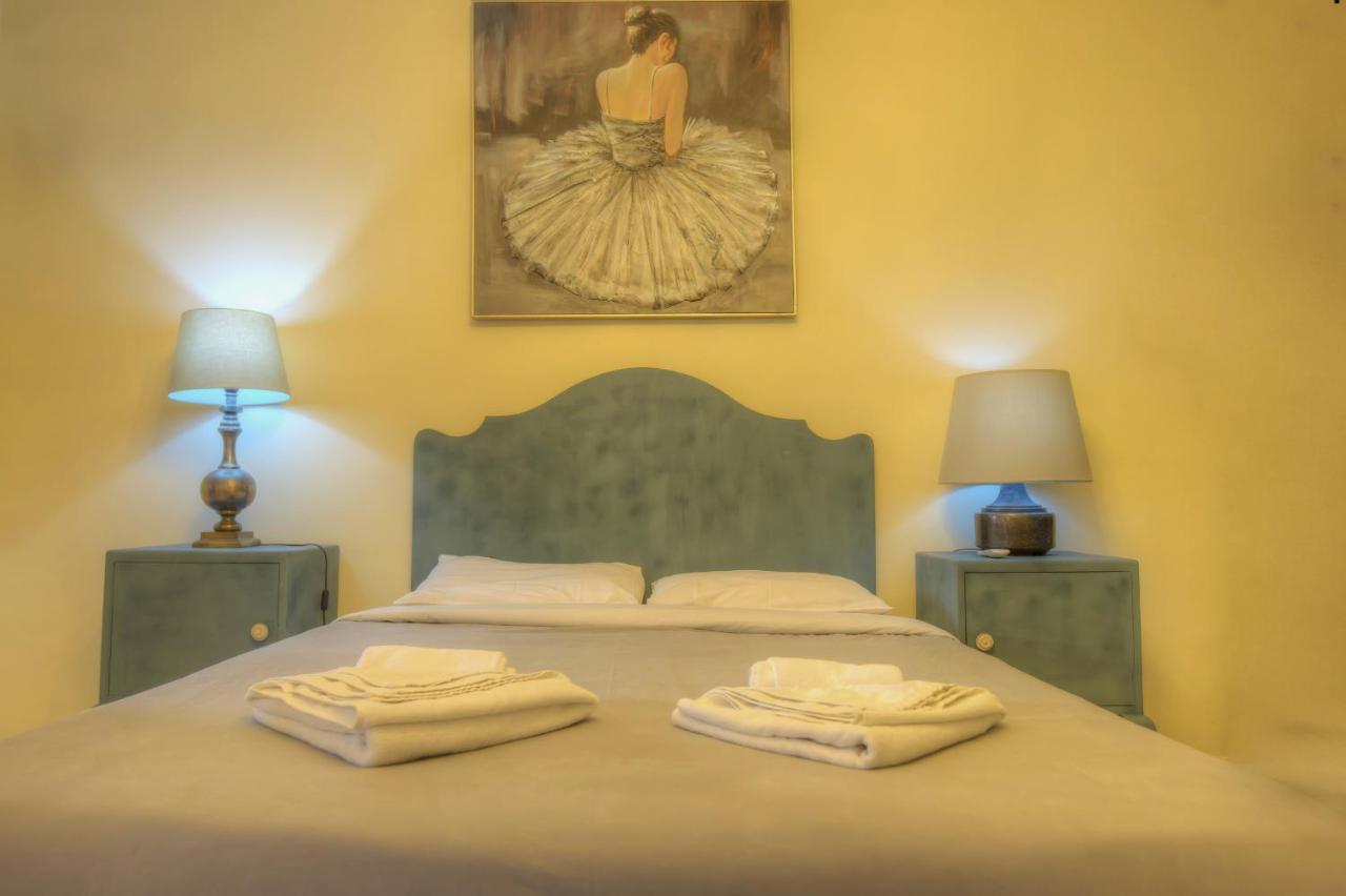 Large And Bright Apartment In The City Centre Goslm-2 Sliema Kültér fotó
