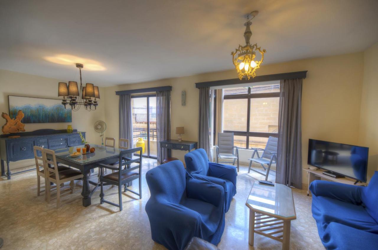 Large And Bright Apartment In The City Centre Goslm-2 Sliema Kültér fotó