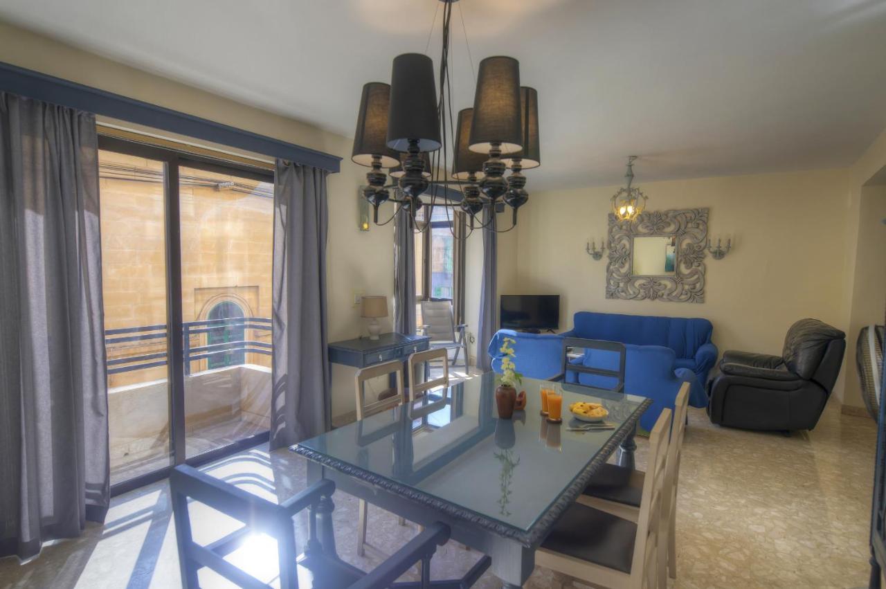 Large And Bright Apartment In The City Centre Goslm-2 Sliema Kültér fotó