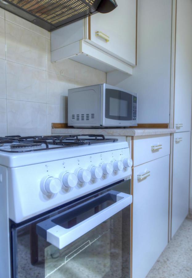 Large And Bright Apartment In The City Centre Goslm-2 Sliema Kültér fotó